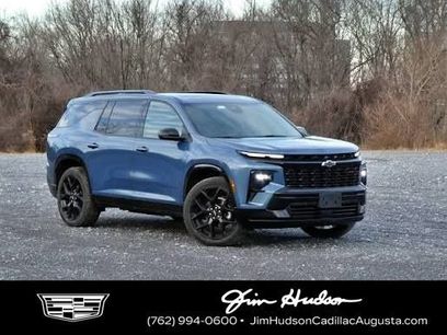 Used 2025 Chevrolet Traverse RS w/ LPO, Floor Liner Package