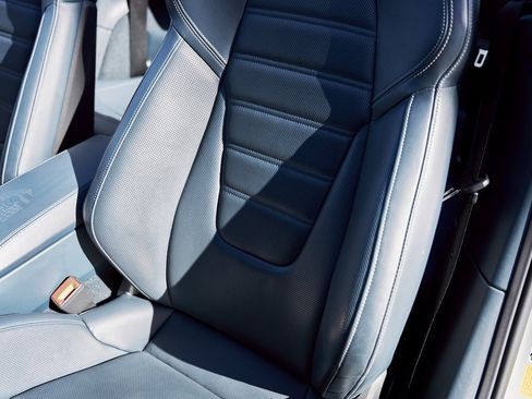 Used 2021 Porsche 911 Turbo S image 43