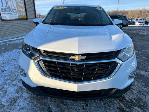 Used 2021 Chevrolet Equinox LT image 2