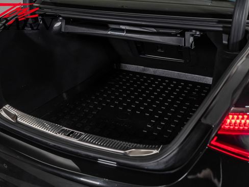 Used 2022 Mercedes-Benz S 500 4MATIC w/ 3D Technology Package image 46