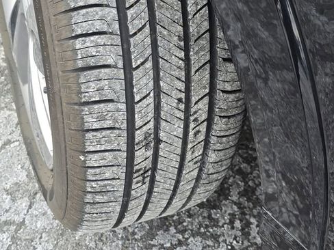 Used 2023 Buick Encore GX Select w/ Sport Touring Package image 10