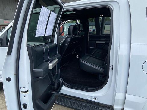 Used 2018 Ford F150 Lariat w/ Equipment Group 502A Luxury AWD/4WD image 20