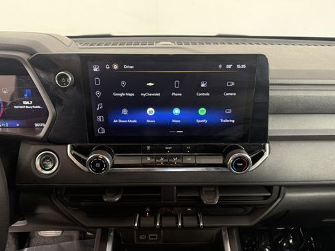 Used 2024 Chevrolet Colorado Trail Boss w/ LPO, Dark Essentials Package AWD/4WD image 19