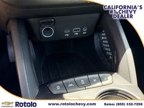 Used 2022 Chevrolet TrailBlazer LT w/ Confidence II Package FWD image 21