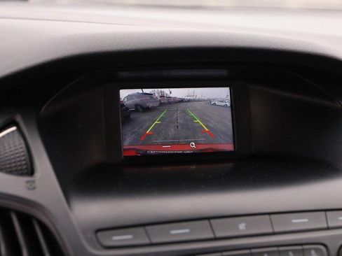 Used 2018 Ford Focus SE image 20