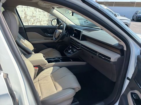 Certified 2022 Lincoln Corsair Grand Touring w/ Elements Technology Bundle image 6