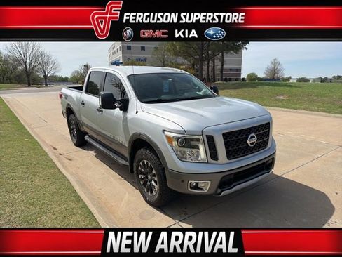 Used 2018 Nissan Titan PRO-4X w/ Pro-4x Utility Package image 1