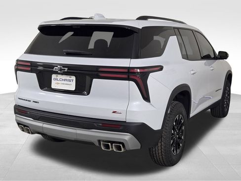 New 2026 Chevrolet Traverse Z71 w/ Driver Confidence Package AWD/4WD image 7