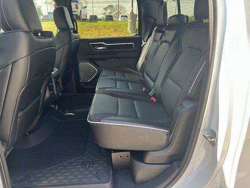 New 2026 RAM 1500 Laramie AWD/4WD image 27