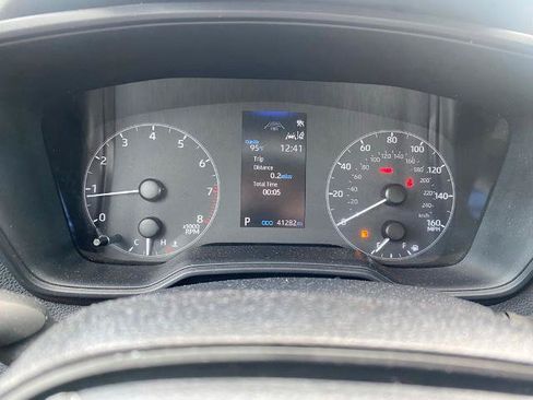 Used 2024 Toyota Corolla LE FWD image 19