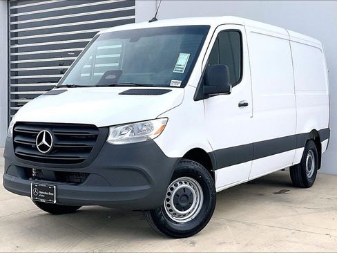 New 2026 Mercedes-Benz Sprinter 2500 image 2