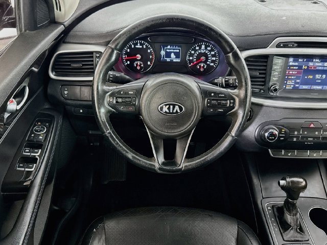 Used 2017 Kia Sorento FWD w/ LX Convenience Package image 14