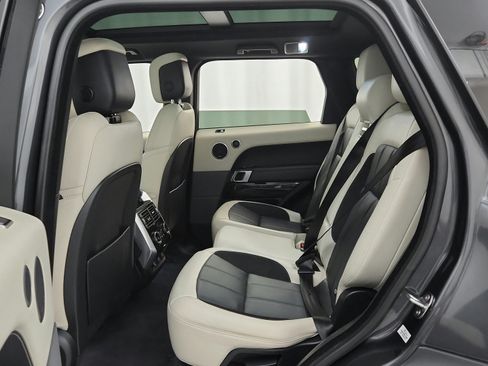 Used 2022 Land Rover Range Rover Sport HST AWD/4WD image 26