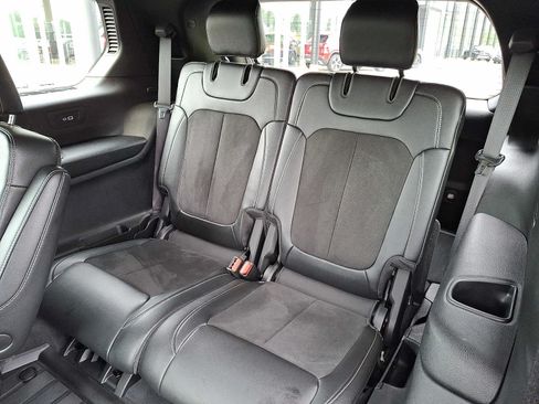 Used 2023 Jeep Grand Cherokee L Laredo AWD/4WD image 9