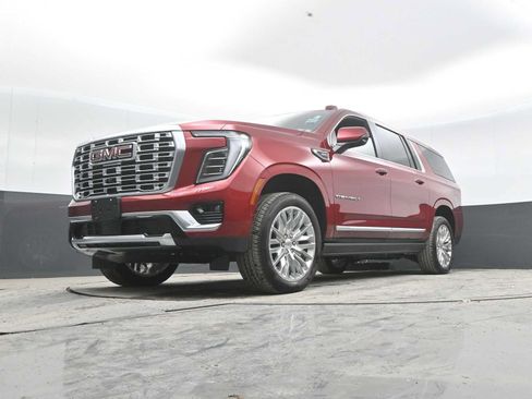 New 2026 GMC Yukon XL Denali w/ Sun & Power Step Package AWD/4WD image 26