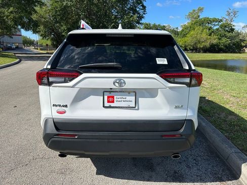 Used 2024 Toyota RAV4 XLE image 4