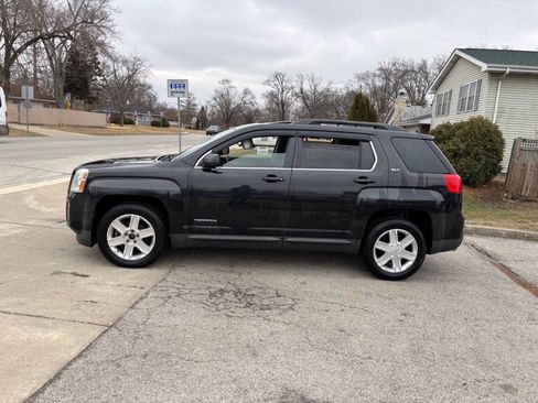 Used 2011 GMC Terrain SLT image 11