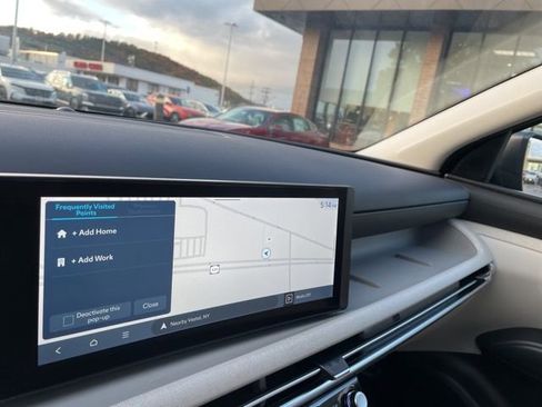 New 2025 Hyundai Tucson SEL image 15