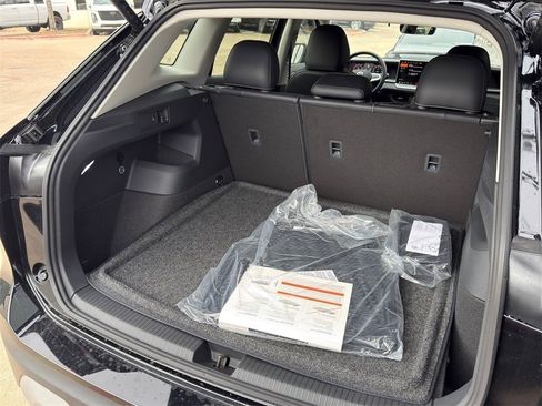 New 2026 Volkswagen Tiguan SE image 28