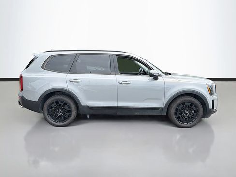 Used 2022 Kia Telluride EX w/ EX Premium Package AWD/4WD image 4