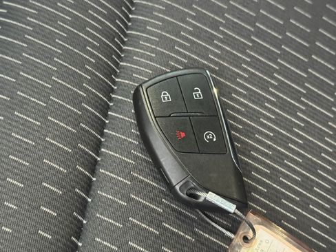 Used 2025 Chevrolet Equinox LT image 18