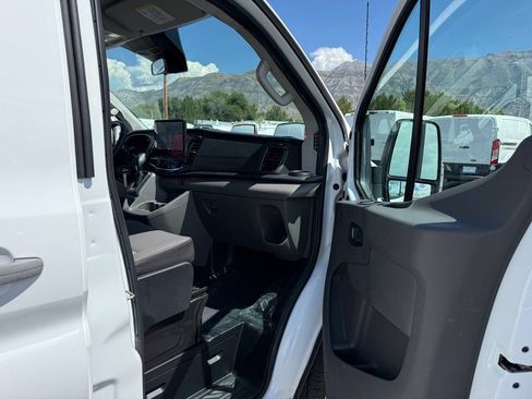 Used 2024 Ford Transit 350 XLT RWD image 16