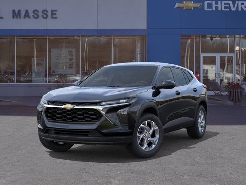 New 2026 Chevrolet Trax LS w/ LS Convenience Package FWD image 6