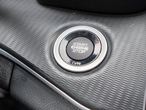 Used 2023 Jeep Grand Cherokee Laredo w/ Luxury Tech Group I image 29