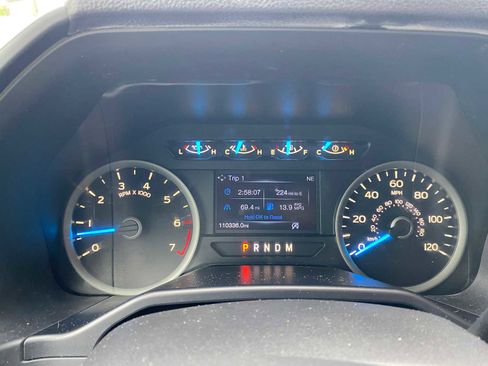 Used 2017 Ford F150 XLT w/ Equipment Group 302A Luxury AWD/4WD image 16