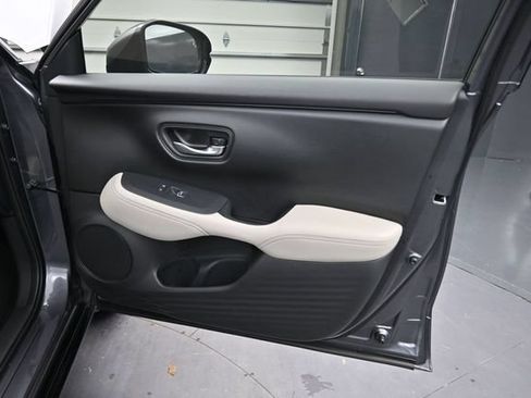 Used 2023 Honda HR-V EX-L image 26