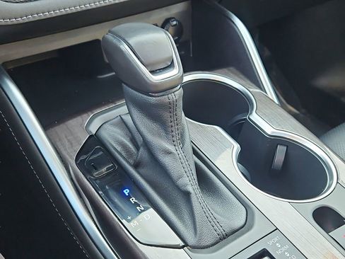 Used 2021 Toyota Highlander Platinum image 33