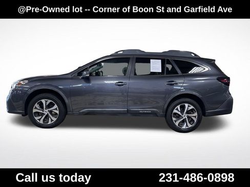 Used 2020 Subaru Outback Limited AWD/4WD image 2