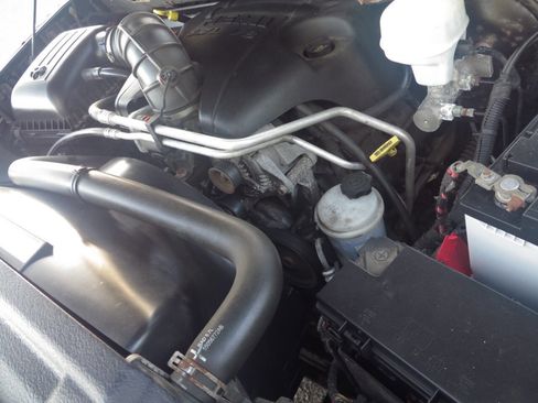 Used 2011 RAM 1500 Classic SLT AWD/4WD image 35