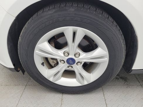 Used 2014 Ford Focus SE FWD image 31