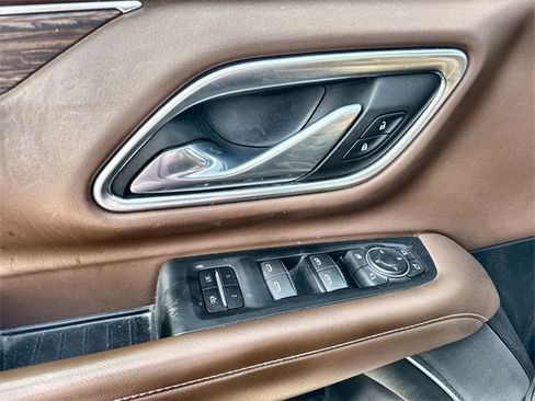 Used 2021 Chevrolet Tahoe High Country image 13