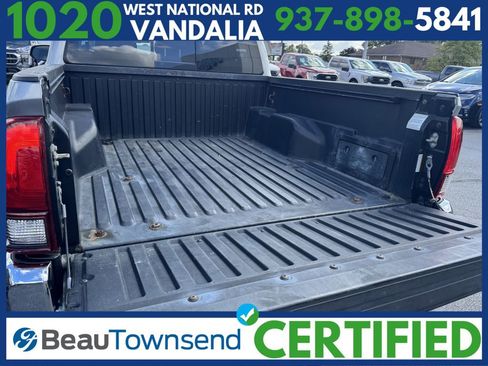 Used 2019 Toyota Tacoma SR5 image 15