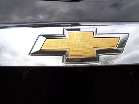 Used 2017 Chevrolet Traverse LT image 13