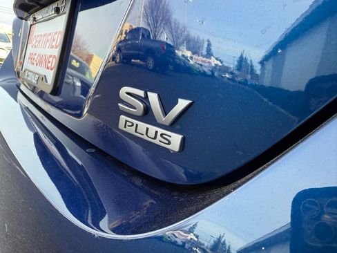 Certified 2024 Nissan Leaf SV Plus image 8