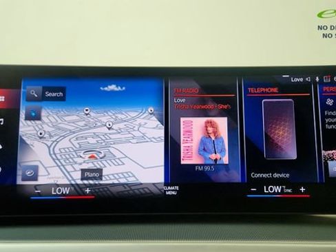 Used 2023 BMW i4 eDrive35 RWD image 61