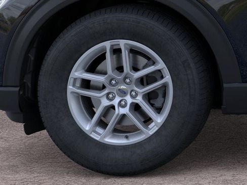 New 2026 Ford Explorer Active RWD image 19
