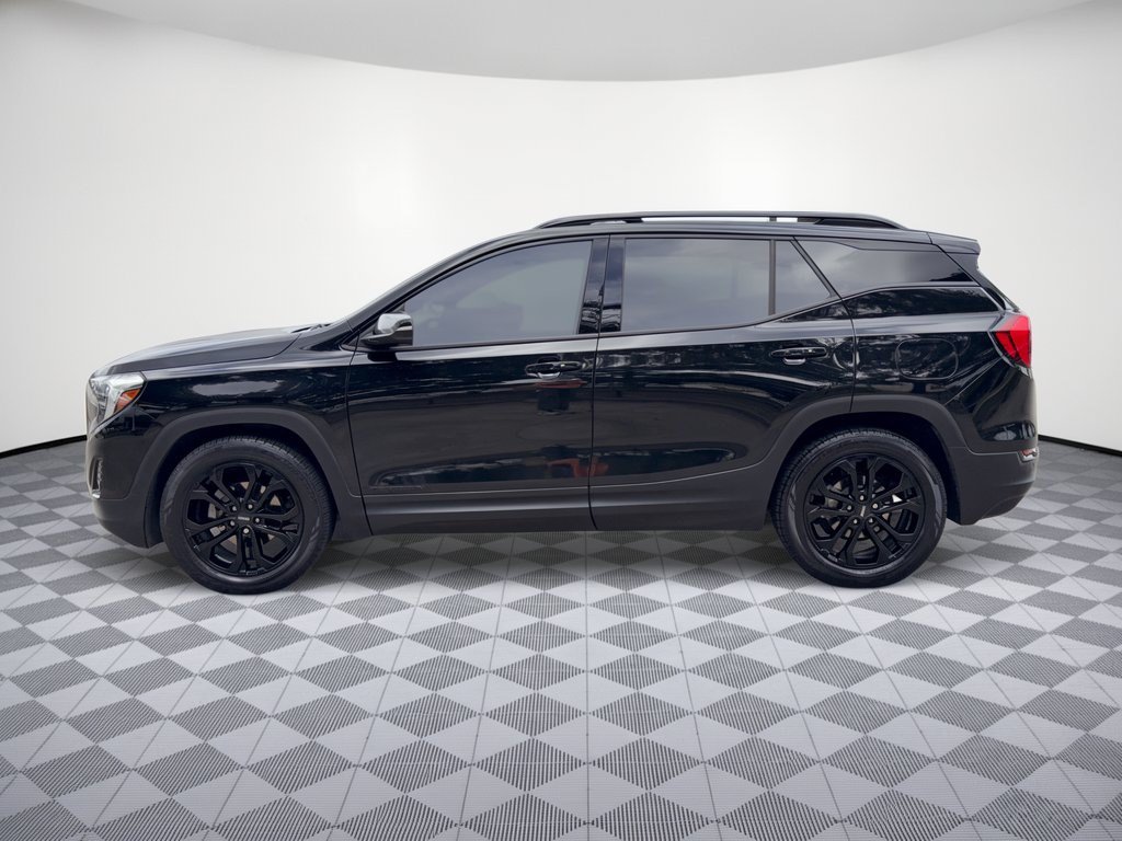 Used 2020 GMC Terrain SLT w/ Preferred Package FWD image 2