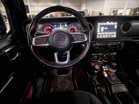 Used 2022 Jeep Gladiator Mojave w/ Cold Weather Group AWD/4WD image 5