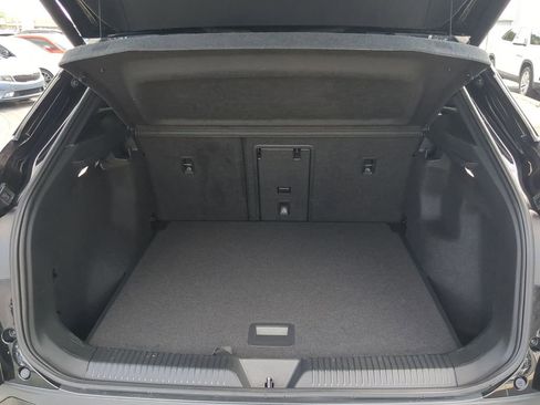 Certified 2023 Volkswagen ID.4 Pro S AWD/4WD image 9