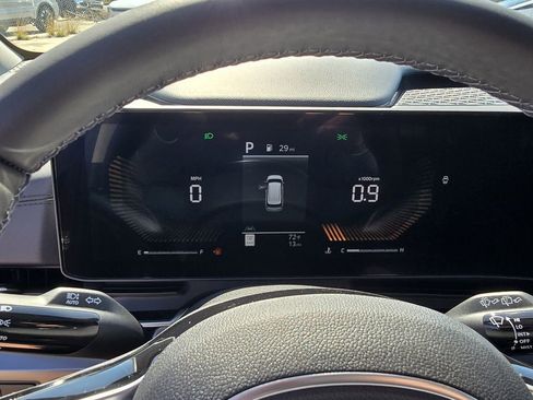 New 2026 Kia Carnival image 32