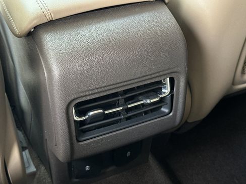 Used 2023 Lincoln Corsair Reserve w/ Equipment Group 201A image 15