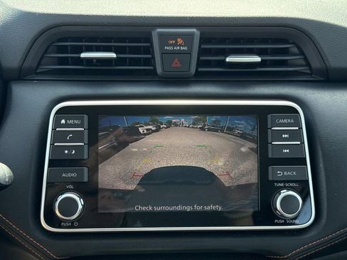 Certified 2022 Nissan Versa SR w/ Convenience Package FWD image 22