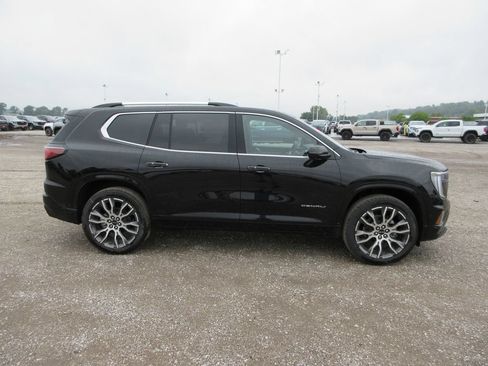 New 2027 GMC Acadia Denali Ultimate AWD/4WD image 3