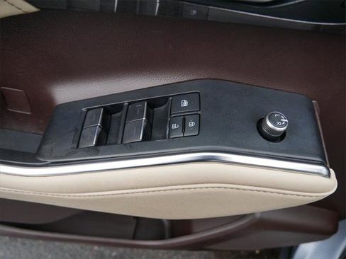 Certified 2022 Toyota Highlander Limited image 16