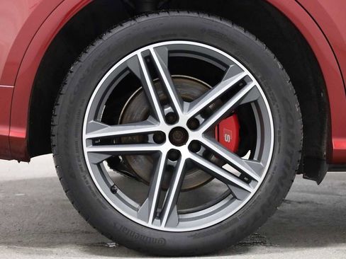 Used 2018 Audi SQ5 Prestige w/ Prestige Package image 35