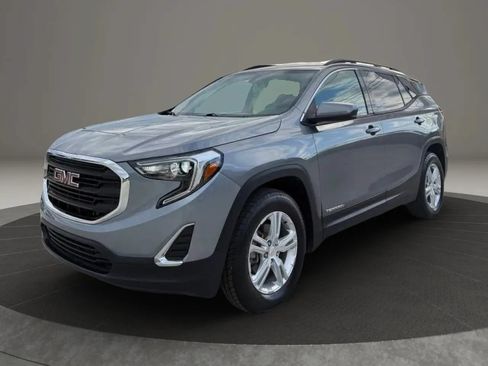 Used 2018 GMC Terrain SLE w/ Driver Convenience Package AWD/4WD image 3